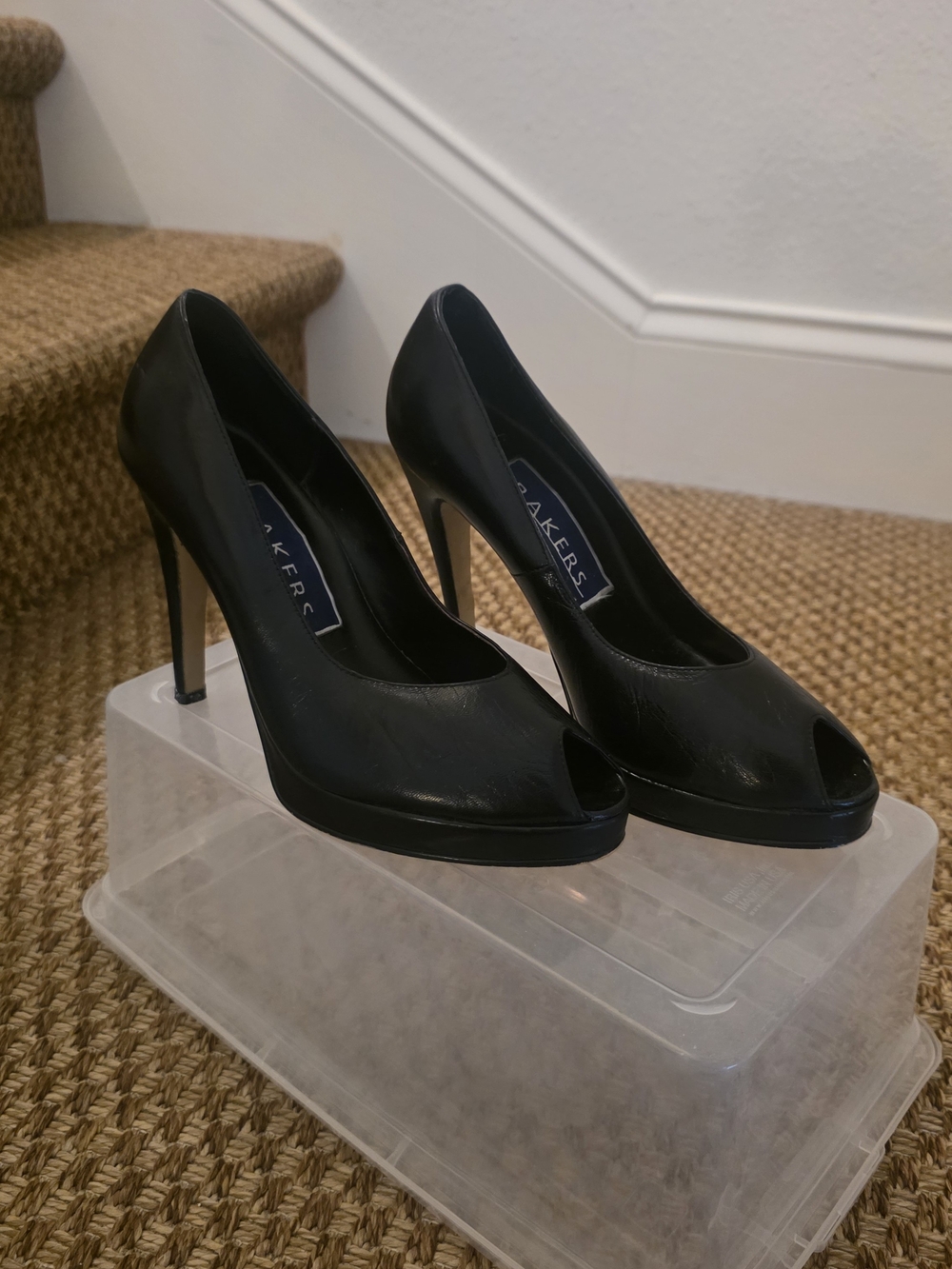 BAKERS Black Peep-Toe Women's Pumps